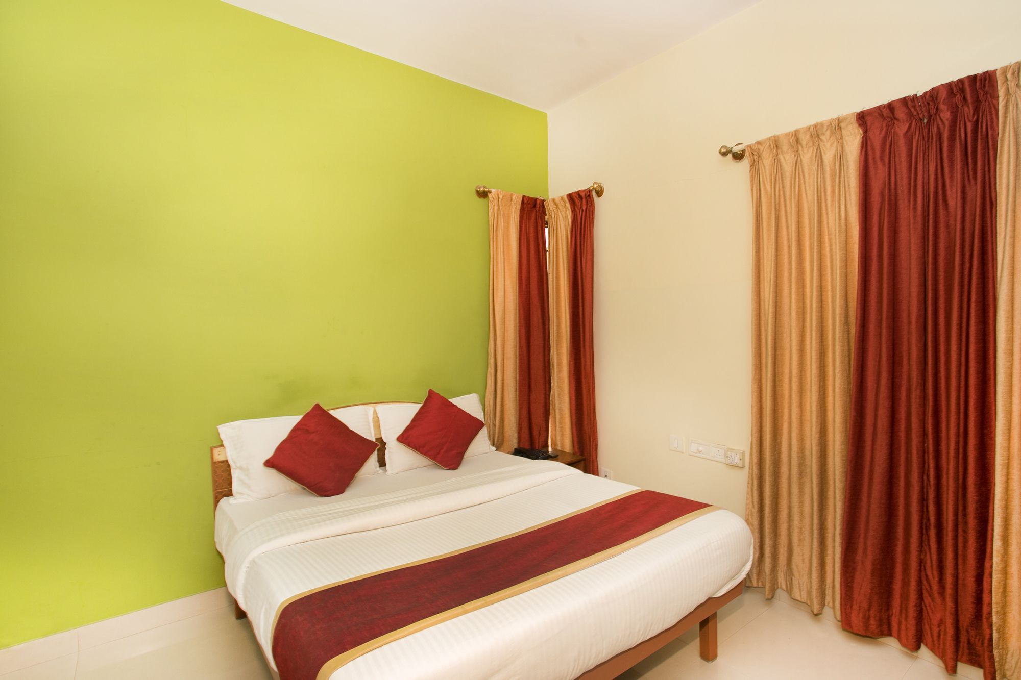 Hotel Oyo 10478 Raj Residency Bangalore Exterior foto